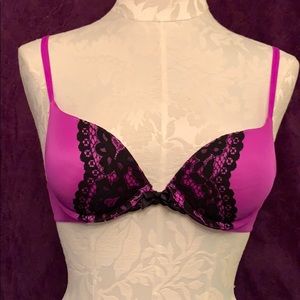 Victoria’s Secret very sexy push-up bra 32B